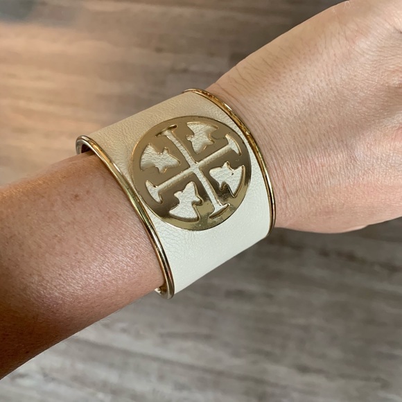 Tory Burch wrist cuff - Picture 1 of 6